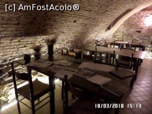 [P25] Până vin meniurile puteți să vă aruncați privirea peste niște pliante » foto by Alina53
 - 
<span class="allrVoted glyphicon glyphicon-heart hidden" id="av1051944"></span>
<a class="m-l-10 hidden" id="sv1051944" onclick="voting_Foto_DelVot(,1051944,24837)" role="button">șterge vot <span class="glyphicon glyphicon-remove"></span></a>
<a id="v91051944" class=" c-red"  onclick="voting_Foto_SetVot(1051944)" role="button"><span class="glyphicon glyphicon-heart-empty"></span> <b>LIKE</b> = Votează poza</a> <img class="hidden"  id="f1051944W9" src="/imagini/loader.gif" border="0" /><span class="AjErrMes hidden" id="e1051944ErM"></span>