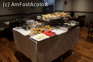 [P28] Sao Paulo, Augusta Park Suite Hotel, Bufetul plin cu micul dejun » foto by mprofeanu
 - 
<span class="allrVoted glyphicon glyphicon-heart hidden" id="av1052330"></span>
<a class="m-l-10 hidden" id="sv1052330" onclick="voting_Foto_DelVot(,1052330,24846)" role="button">șterge vot <span class="glyphicon glyphicon-remove"></span></a>
<a id="v91052330" class=" c-red"  onclick="voting_Foto_SetVot(1052330)" role="button"><span class="glyphicon glyphicon-heart-empty"></span> <b>LIKE</b> = Votează poza</a> <img class="hidden"  id="f1052330W9" src="/imagini/loader.gif" border="0" /><span class="AjErrMes hidden" id="e1052330ErM"></span>