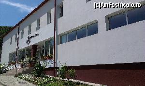 [P14] Wellness Center Praid - exteriorul complexului » foto by sunflower
 - 
<span class="allrVoted glyphicon glyphicon-heart hidden" id="av653752"></span>
<a class="m-l-10 hidden" id="sv653752" onclick="voting_Foto_DelVot(,653752,24903)" role="button">șterge vot <span class="glyphicon glyphicon-remove"></span></a>
<a id="v9653752" class=" c-red"  onclick="voting_Foto_SetVot(653752)" role="button"><span class="glyphicon glyphicon-heart-empty"></span> <b>LIKE</b> = Votează poza</a> <img class="hidden"  id="f653752W9" src="/imagini/loader.gif" border="0" /><span class="AjErrMes hidden" id="e653752ErM"></span>