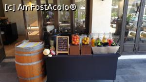 [P10] Mic dejun: standul de sucuri de fructe » foto by georgerizescu
 - 
<span class="allrVoted glyphicon glyphicon-heart hidden" id="av1059427"></span>
<a class="m-l-10 hidden" id="sv1059427" onclick="voting_Foto_DelVot(,1059427,24976)" role="button">șterge vot <span class="glyphicon glyphicon-remove"></span></a>
<a id="v91059427" class=" c-red"  onclick="voting_Foto_SetVot(1059427)" role="button"><span class="glyphicon glyphicon-heart-empty"></span> <b>LIKE</b> = Votează poza</a> <img class="hidden"  id="f1059427W9" src="/imagini/loader.gif" border="0" /><span class="AjErrMes hidden" id="e1059427ErM"></span>