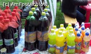 [P39] Bere de casă, băutură răcoritoare slab fermentată (cred că nealcoolică, făcută din apă, malț, cicoare, hamei, drojdie, dioxid de carbon) pe care l-am întânit deseori în Bucovina. Se face atât în casă, cât și la cofetării, uneori în regim industrial » foto by Lucien
 - 
<span class="allrVoted glyphicon glyphicon-heart hidden" id="av733032"></span>
<a class="m-l-10 hidden" id="sv733032" onclick="voting_Foto_DelVot(,733032,24995)" role="button">șterge vot <span class="glyphicon glyphicon-remove"></span></a>
<a id="v9733032" class=" c-red"  onclick="voting_Foto_SetVot(733032)" role="button"><span class="glyphicon glyphicon-heart-empty"></span> <b>LIKE</b> = Votează poza</a> <img class="hidden"  id="f733032W9" src="/imagini/loader.gif" border="0" /><span class="AjErrMes hidden" id="e733032ErM"></span>