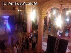 [P05] Ateneul Român, sala mare de la intrare, parter, vedere din balcon » foto by Mioritik
 - 
<span class="allrVoted glyphicon glyphicon-heart hidden" id="av1347198"></span>
<a class="m-l-10 hidden" id="sv1347198" onclick="voting_Foto_DelVot(,1347198,25050)" role="button">șterge vot <span class="glyphicon glyphicon-remove"></span></a>
<a id="v91347198" class=" c-red"  onclick="voting_Foto_SetVot(1347198)" role="button"><span class="glyphicon glyphicon-heart-empty"></span> <b>LIKE</b> = Votează poza</a> <img class="hidden"  id="f1347198W9" src="/imagini/loader.gif" border="0" /><span class="AjErrMes hidden" id="e1347198ErM"></span>