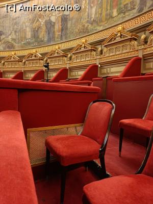 [P08] Loje în sala de concerte. » foto by tata123 🔱
 - 
<span class="allrVoted glyphicon glyphicon-heart hidden" id="av1377708"></span>
<a class="m-l-10 hidden" id="sv1377708" onclick="voting_Foto_DelVot(,1377708,25050)" role="button">șterge vot <span class="glyphicon glyphicon-remove"></span></a>
<a id="v91377708" class=" c-red"  onclick="voting_Foto_SetVot(1377708)" role="button"><span class="glyphicon glyphicon-heart-empty"></span> <b>LIKE</b> = Votează poza</a> <img class="hidden"  id="f1377708W9" src="/imagini/loader.gif" border="0" /><span class="AjErrMes hidden" id="e1377708ErM"></span>