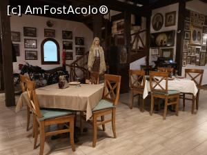 [P11] Restaurantul - decor » foto by crismis
 - 
<span class="allrVoted glyphicon glyphicon-heart hidden" id="av1065812"></span>
<a class="m-l-10 hidden" id="sv1065812" onclick="voting_Foto_DelVot(,1065812,25053)" role="button">șterge vot <span class="glyphicon glyphicon-remove"></span></a>
<a id="v91065812" class=" c-red"  onclick="voting_Foto_SetVot(1065812)" role="button"><span class="glyphicon glyphicon-heart-empty"></span> <b>LIKE</b> = Votează poza</a> <img class="hidden"  id="f1065812W9" src="/imagini/loader.gif" border="0" /><span class="AjErrMes hidden" id="e1065812ErM"></span>