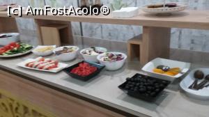 [P24] Hotel Prestige, Craiova - micul dejun » foto by doina_c24
 - 
<span class="allrVoted glyphicon glyphicon-heart hidden" id="av1306206"></span>
<a class="m-l-10 hidden" id="sv1306206" onclick="voting_Foto_DelVot(,1306206,25067)" role="button">șterge vot <span class="glyphicon glyphicon-remove"></span></a>
<a id="v91306206" class=" c-red"  onclick="voting_Foto_SetVot(1306206)" role="button"><span class="glyphicon glyphicon-heart-empty"></span> <b>LIKE</b> = Votează poza</a> <img class="hidden"  id="f1306206W9" src="/imagini/loader.gif" border="0" /><span class="AjErrMes hidden" id="e1306206ErM"></span>