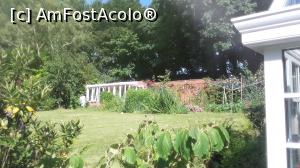 [P04] În spate e micuţa seră » foto by Marius 72
 - 
<span class="allrVoted glyphicon glyphicon-heart hidden" id="av1068025"></span>
<a class="m-l-10 hidden" id="sv1068025" onclick="voting_Foto_DelVot(,1068025,25103)" role="button">șterge vot <span class="glyphicon glyphicon-remove"></span></a>
<a id="v91068025" class=" c-red"  onclick="voting_Foto_SetVot(1068025)" role="button"><span class="glyphicon glyphicon-heart-empty"></span> <b>LIKE</b> = Votează poza</a> <img class="hidden"  id="f1068025W9" src="/imagini/loader.gif" border="0" /><span class="AjErrMes hidden" id="e1068025ErM"></span>