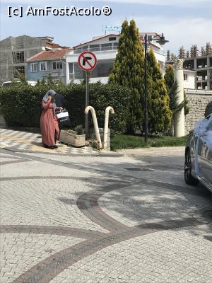 [P36] Am reușit si-am pozat o femeie, fără sa fiu văzută » foto by krisstinna
 - 
<span class="allrVoted glyphicon glyphicon-heart hidden" id="av1073528"></span>
<a class="m-l-10 hidden" id="sv1073528" onclick="voting_Foto_DelVot(,1073528,25184)" role="button">șterge vot <span class="glyphicon glyphicon-remove"></span></a>
<a id="v91073528" class=" c-red"  onclick="voting_Foto_SetVot(1073528)" role="button"><span class="glyphicon glyphicon-heart-empty"></span> <b>LIKE</b> = Votează poza</a> <img class="hidden"  id="f1073528W9" src="/imagini/loader.gif" border="0" /><span class="AjErrMes hidden" id="e1073528ErM"></span>