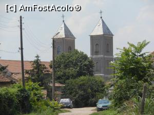 [P25] Belene - Biserica romano-catolică.  » foto by iulianic
 - 
<span class="allrVoted glyphicon glyphicon-heart hidden" id="av1080605"></span>
<a class="m-l-10 hidden" id="sv1080605" onclick="voting_Foto_DelVot(,1080605,25269)" role="button">șterge vot <span class="glyphicon glyphicon-remove"></span></a>
<a id="v91080605" class=" c-red"  onclick="voting_Foto_SetVot(1080605)" role="button"><span class="glyphicon glyphicon-heart-empty"></span> <b>LIKE</b> = Votează poza</a> <img class="hidden"  id="f1080605W9" src="/imagini/loader.gif" border="0" /><span class="AjErrMes hidden" id="e1080605ErM"></span>