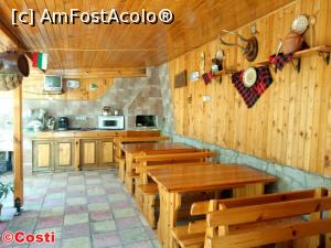 [P15] Terasa pensiunii, în dimineața zilei următoare celei în care am sosit » foto by Costi
 - 
<span class="allrVoted glyphicon glyphicon-heart hidden" id="av1082494"></span>
<a class="m-l-10 hidden" id="sv1082494" onclick="voting_Foto_DelVot(,1082494,25313)" role="button">șterge vot <span class="glyphicon glyphicon-remove"></span></a>
<a id="v91082494" class=" c-red"  onclick="voting_Foto_SetVot(1082494)" role="button"><span class="glyphicon glyphicon-heart-empty"></span> <b>LIKE</b> = Votează poza</a> <img class="hidden"  id="f1082494W9" src="/imagini/loader.gif" border="0" /><span class="AjErrMes hidden" id="e1082494ErM"></span>