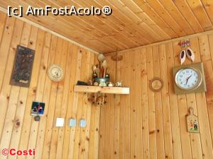 [P16] O parte din colecția lui Bozhidar, expusă pe pereții terasei » foto by Costi
 - 
<span class="allrVoted glyphicon glyphicon-heart hidden" id="av1082495"></span>
<a class="m-l-10 hidden" id="sv1082495" onclick="voting_Foto_DelVot(,1082495,25313)" role="button">șterge vot <span class="glyphicon glyphicon-remove"></span></a>
<a id="v91082495" class=" c-red"  onclick="voting_Foto_SetVot(1082495)" role="button"><span class="glyphicon glyphicon-heart-empty"></span> <b>LIKE</b> = Votează poza</a> <img class="hidden"  id="f1082495W9" src="/imagini/loader.gif" border="0" /><span class="AjErrMes hidden" id="e1082495ErM"></span>