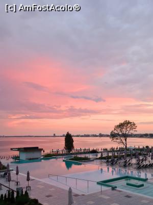 [P12]  -- <small>// FĂRĂ DESCRIERE</small> » foto by Florris
 - 
<span class="allrVoted glyphicon glyphicon-heart hidden" id="av1236669"></span>
<a class="m-l-10 hidden" id="sv1236669" onclick="voting_Foto_DelVot(,1236669,25393)" role="button">șterge vot <span class="glyphicon glyphicon-remove"></span></a>
<a id="v91236669" class=" c-red"  onclick="voting_Foto_SetVot(1236669)" role="button"><span class="glyphicon glyphicon-heart-empty"></span> <b>LIKE</b> = Votează poza</a> <img class="hidden"  id="f1236669W9" src="/imagini/loader.gif" border="0" /><span class="AjErrMes hidden" id="e1236669ErM"></span>