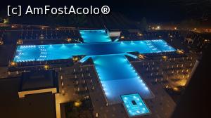 [P14] Piscina seara » foto by rolrol
 - 
<span class="allrVoted glyphicon glyphicon-heart hidden" id="av1246803"></span>
<a class="m-l-10 hidden" id="sv1246803" onclick="voting_Foto_DelVot(,1246803,25393)" role="button">șterge vot <span class="glyphicon glyphicon-remove"></span></a>
<a id="v91246803" class=" c-red"  onclick="voting_Foto_SetVot(1246803)" role="button"><span class="glyphicon glyphicon-heart-empty"></span> <b>LIKE</b> = Votează poza</a> <img class="hidden"  id="f1246803W9" src="/imagini/loader.gif" border="0" /><span class="AjErrMes hidden" id="e1246803ErM"></span>