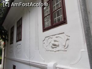 [P02] O latură a muzeului, frumos ornamentată.  » foto by mihaelavoicu
 - 
<span class="allrVoted glyphicon glyphicon-heart hidden" id="av1095802"></span>
<a class="m-l-10 hidden" id="sv1095802" onclick="voting_Foto_DelVot(,1095802,25537)" role="button">șterge vot <span class="glyphicon glyphicon-remove"></span></a>
<a id="v91095802" class=" c-red"  onclick="voting_Foto_SetVot(1095802)" role="button"><span class="glyphicon glyphicon-heart-empty"></span> <b>LIKE</b> = Votează poza</a> <img class="hidden"  id="f1095802W9" src="/imagini/loader.gif" border="0" /><span class="AjErrMes hidden" id="e1095802ErM"></span>