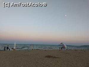 [P37] Răsărit... de lună » foto by Sebastian TM
 - 
<span class="allrVoted glyphicon glyphicon-heart hidden" id="av1097768"></span>
<a class="m-l-10 hidden" id="sv1097768" onclick="voting_Foto_DelVot(,1097768,25559)" role="button">șterge vot <span class="glyphicon glyphicon-remove"></span></a>
<a id="v91097768" class=" c-red"  onclick="voting_Foto_SetVot(1097768)" role="button"><span class="glyphicon glyphicon-heart-empty"></span> <b>LIKE</b> = Votează poza</a> <img class="hidden"  id="f1097768W9" src="/imagini/loader.gif" border="0" /><span class="AjErrMes hidden" id="e1097768ErM"></span>