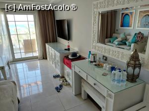 [P12] Mobila cu ustensilele pentru cafea și tv plat » foto by marsus
 - 
<span class="allrVoted glyphicon glyphicon-heart hidden" id="av1499045"></span>
<a class="m-l-10 hidden" id="sv1499045" onclick="voting_Foto_DelVot(,1499045,25605)" role="button">șterge vot <span class="glyphicon glyphicon-remove"></span></a>
<a id="v91499045" class=" c-red"  onclick="voting_Foto_SetVot(1499045)" role="button"><span class="glyphicon glyphicon-heart-empty"></span> <b>LIKE</b> = Votează poza</a> <img class="hidden"  id="f1499045W9" src="/imagini/loader.gif" border="0" /><span class="AjErrMes hidden" id="e1499045ErM"></span>