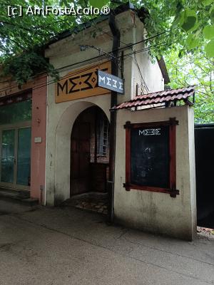 [P01] Niș, Kafana Meze, sâmbătă seara în întuneric se pregătea să se închidă » foto by mprofeanu
 - 
<span class="allrVoted glyphicon glyphicon-heart hidden" id="av1533293"></span>
<a class="m-l-10 hidden" id="sv1533293" onclick="voting_Foto_DelVot(,1533293,25678)" role="button">șterge vot <span class="glyphicon glyphicon-remove"></span></a>
<a id="v91533293" class=" c-red"  onclick="voting_Foto_SetVot(1533293)" role="button"><span class="glyphicon glyphicon-heart-empty"></span> <b>LIKE</b> = Votează poza</a> <img class="hidden"  id="f1533293W9" src="/imagini/loader.gif" border="0" /><span class="AjErrMes hidden" id="e1533293ErM"></span>
