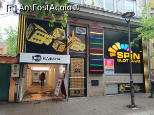 [P19] Niș, Kafana Ponoć, Fațada cu Intrarea în stânga, se merge pe un coridor » foto by mprofeanu
 - 
<span class="allrVoted glyphicon glyphicon-heart hidden" id="av1533311"></span>
<a class="m-l-10 hidden" id="sv1533311" onclick="voting_Foto_DelVot(,1533311,25678)" role="button">șterge vot <span class="glyphicon glyphicon-remove"></span></a>
<a id="v91533311" class=" c-red"  onclick="voting_Foto_SetVot(1533311)" role="button"><span class="glyphicon glyphicon-heart-empty"></span> <b>LIKE</b> = Votează poza</a> <img class="hidden"  id="f1533311W9" src="/imagini/loader.gif" border="0" /><span class="AjErrMes hidden" id="e1533311ErM"></span>