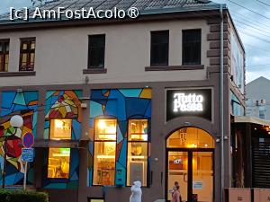 [P05] Niș, Pizzeria Tutto Passa destul de liberă sâmbăta seara » foto by mprofeanu
 - 
<span class="allrVoted glyphicon glyphicon-heart hidden" id="av1533297"></span>
<a class="m-l-10 hidden" id="sv1533297" onclick="voting_Foto_DelVot(,1533297,25678)" role="button">șterge vot <span class="glyphicon glyphicon-remove"></span></a>
<a id="v91533297" class=" c-red"  onclick="voting_Foto_SetVot(1533297)" role="button"><span class="glyphicon glyphicon-heart-empty"></span> <b>LIKE</b> = Votează poza</a> <img class="hidden"  id="f1533297W9" src="/imagini/loader.gif" border="0" /><span class="AjErrMes hidden" id="e1533297ErM"></span>