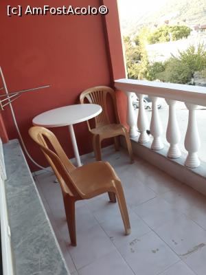 [P11] pe balcon » foto by adrianbogdan
 - 
<span class="allrVoted glyphicon glyphicon-heart hidden" id="av1109821"></span>
<a class="m-l-10 hidden" id="sv1109821" onclick="voting_Foto_DelVot(,1109821,25724)" role="button">șterge vot <span class="glyphicon glyphicon-remove"></span></a>
<a id="v91109821" class=" c-red"  onclick="voting_Foto_SetVot(1109821)" role="button"><span class="glyphicon glyphicon-heart-empty"></span> <b>LIKE</b> = Votează poza</a> <img class="hidden"  id="f1109821W9" src="/imagini/loader.gif" border="0" /><span class="AjErrMes hidden" id="e1109821ErM"></span>