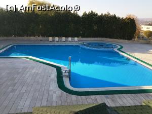 [P14] Piscina exterioară » foto by AZE
 - 
<span class="allrVoted glyphicon glyphicon-heart hidden" id="av1129579"></span>
<a class="m-l-10 hidden" id="sv1129579" onclick="voting_Foto_DelVot(,1129579,25791)" role="button">șterge vot <span class="glyphicon glyphicon-remove"></span></a>
<a id="v91129579" class=" c-red"  onclick="voting_Foto_SetVot(1129579)" role="button"><span class="glyphicon glyphicon-heart-empty"></span> <b>LIKE</b> = Votează poza</a> <img class="hidden"  id="f1129579W9" src="/imagini/loader.gif" border="0" /><span class="AjErrMes hidden" id="e1129579ErM"></span>