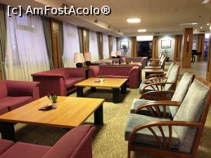 [P06] Zonă lobby-canapele » foto by AZE
 - 
<span class="allrVoted glyphicon glyphicon-heart hidden" id="av1129571"></span>
<a class="m-l-10 hidden" id="sv1129571" onclick="voting_Foto_DelVot(,1129571,25791)" role="button">șterge vot <span class="glyphicon glyphicon-remove"></span></a>
<a id="v91129571" class=" c-red"  onclick="voting_Foto_SetVot(1129571)" role="button"><span class="glyphicon glyphicon-heart-empty"></span> <b>LIKE</b> = Votează poza</a> <img class="hidden"  id="f1129571W9" src="/imagini/loader.gif" border="0" /><span class="AjErrMes hidden" id="e1129571ErM"></span>