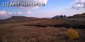 [P09] Până aici am ajuns eu. Ăștia au fost ultimii saci umpluți, alături de care am făcut popasul final înaintea întoarcerii » foto by Dragoș_MD
 - 
<span class="allrVoted glyphicon glyphicon-heart hidden" id="av1118151"></span>
<a class="m-l-10 hidden" id="sv1118151" onclick="voting_Foto_DelVot(,1118151,25822)" role="button">șterge vot <span class="glyphicon glyphicon-remove"></span></a>
<a id="v91118151" class=" c-red"  onclick="voting_Foto_SetVot(1118151)" role="button"><span class="glyphicon glyphicon-heart-empty"></span> <b>LIKE</b> = Votează poza</a> <img class="hidden"  id="f1118151W9" src="/imagini/loader.gif" border="0" /><span class="AjErrMes hidden" id="e1118151ErM"></span>