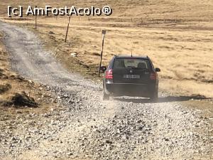 [P21] masina celui care a violat Parcul Natural se retrage » foto by Dan&Ema
 - 
<span class="allrVoted glyphicon glyphicon-heart hidden" id="av1119305"></span>
<a class="m-l-10 hidden" id="sv1119305" onclick="voting_Foto_DelVot(,1119305,25822)" role="button">șterge vot <span class="glyphicon glyphicon-remove"></span></a>
<a id="v91119305" class=" c-red"  onclick="voting_Foto_SetVot(1119305)" role="button"><span class="glyphicon glyphicon-heart-empty"></span> <b>LIKE</b> = Votează poza</a> <img class="hidden"  id="f1119305W9" src="/imagini/loader.gif" border="0" /><span class="AjErrMes hidden" id="e1119305ErM"></span>