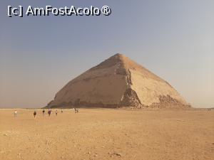 [P07] Piramida turtită, Dahshur » foto by adso
 - 
<span class="allrVoted glyphicon glyphicon-heart hidden" id="av1417023"></span>
<a class="m-l-10 hidden" id="sv1417023" onclick="voting_Foto_DelVot(,1417023,25858)" role="button">șterge vot <span class="glyphicon glyphicon-remove"></span></a>
<a id="v91417023" class=" c-red"  onclick="voting_Foto_SetVot(1417023)" role="button"><span class="glyphicon glyphicon-heart-empty"></span> <b>LIKE</b> = Votează poza</a> <img class="hidden"  id="f1417023W9" src="/imagini/loader.gif" border="0" /><span class="AjErrMes hidden" id="e1417023ErM"></span>