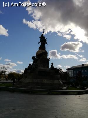 [P06] Statuia lui Cristofor Columb din faţa hotelului » foto by Marius 72
 - 
<span class="allrVoted glyphicon glyphicon-heart hidden" id="av1128029"></span>
<a class="m-l-10 hidden" id="sv1128029" onclick="voting_Foto_DelVot(,1128029,25932)" role="button">șterge vot <span class="glyphicon glyphicon-remove"></span></a>
<a id="v91128029" class=" c-red"  onclick="voting_Foto_SetVot(1128029)" role="button"><span class="glyphicon glyphicon-heart-empty"></span> <b>LIKE</b> = Votează poza</a> <img class="hidden"  id="f1128029W9" src="/imagini/loader.gif" border="0" /><span class="AjErrMes hidden" id="e1128029ErM"></span>