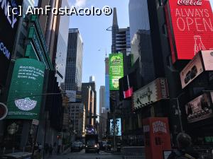 [P17] Times Square » foto by bubica
 - 
<span class="allrVoted glyphicon glyphicon-heart hidden" id="av1129355"></span>
<a class="m-l-10 hidden" id="sv1129355" onclick="voting_Foto_DelVot(,1129355,25956)" role="button">șterge vot <span class="glyphicon glyphicon-remove"></span></a>
<a id="v91129355" class=" c-red"  onclick="voting_Foto_SetVot(1129355)" role="button"><span class="glyphicon glyphicon-heart-empty"></span> <b>LIKE</b> = Votează poza</a> <img class="hidden"  id="f1129355W9" src="/imagini/loader.gif" border="0" /><span class="AjErrMes hidden" id="e1129355ErM"></span>