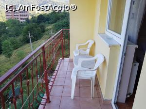 [P15] Pensiunea Floriana - balconul camerei cu numărul 9.  » foto by Floryn81
 - 
<span class="allrVoted glyphicon glyphicon-heart hidden" id="av1130971"></span>
<a class="m-l-10 hidden" id="sv1130971" onclick="voting_Foto_DelVot(,1130971,25967)" role="button">șterge vot <span class="glyphicon glyphicon-remove"></span></a>
<a id="v91130971" class=" c-red"  onclick="voting_Foto_SetVot(1130971)" role="button"><span class="glyphicon glyphicon-heart-empty"></span> <b>LIKE</b> = Votează poza</a> <img class="hidden"  id="f1130971W9" src="/imagini/loader.gif" border="0" /><span class="AjErrMes hidden" id="e1130971ErM"></span>
