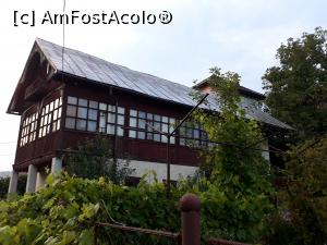 [P36] Felix Pension. O casa veche, bine intretinuta din apropiere.  » foto by Floria
 - 
<span class="allrVoted glyphicon glyphicon-heart hidden" id="av1135014"></span>
<a class="m-l-10 hidden" id="sv1135014" onclick="voting_Foto_DelVot(,1135014,26012)" role="button">șterge vot <span class="glyphicon glyphicon-remove"></span></a>
<a id="v91135014" class=" c-red"  onclick="voting_Foto_SetVot(1135014)" role="button"><span class="glyphicon glyphicon-heart-empty"></span> <b>LIKE</b> = Votează poza</a> <img class="hidden"  id="f1135014W9" src="/imagini/loader.gif" border="0" /><span class="AjErrMes hidden" id="e1135014ErM"></span>