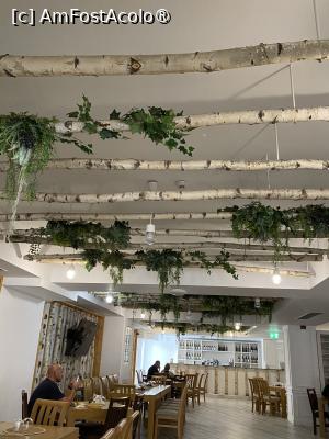 [P04] Taverna Stejarul din Oveselu.  » foto by Floria
 - 
<span class="allrVoted glyphicon glyphicon-heart hidden" id="av1497627"></span>
<a class="m-l-10 hidden" id="sv1497627" onclick="voting_Foto_DelVot(,1497627,26016)" role="button">șterge vot <span class="glyphicon glyphicon-remove"></span></a>
<a id="v91497627" class=" c-red"  onclick="voting_Foto_SetVot(1497627)" role="button"><span class="glyphicon glyphicon-heart-empty"></span> <b>LIKE</b> = Votează poza</a> <img class="hidden"  id="f1497627W9" src="/imagini/loader.gif" border="0" /><span class="AjErrMes hidden" id="e1497627ErM"></span>