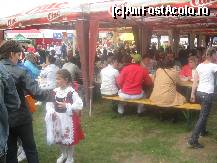 [P41] Greu mai gasesti un loc liber la masa » foto by dorgo
 - 
<span class="allrVoted glyphicon glyphicon-heart hidden" id="av112625"></span>
<a class="m-l-10 hidden" id="sv112625" onclick="voting_Foto_DelVot(,112625,26075)" role="button">șterge vot <span class="glyphicon glyphicon-remove"></span></a>
<a id="v9112625" class=" c-red"  onclick="voting_Foto_SetVot(112625)" role="button"><span class="glyphicon glyphicon-heart-empty"></span> <b>LIKE</b> = Votează poza</a> <img class="hidden"  id="f112625W9" src="/imagini/loader.gif" border="0" /><span class="AjErrMes hidden" id="e112625ErM"></span>