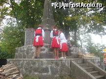 [P43] O ceremonie de comemorare » foto by dorgo
 - 
<span class="allrVoted glyphicon glyphicon-heart hidden" id="av112627"></span>
<a class="m-l-10 hidden" id="sv112627" onclick="voting_Foto_DelVot(,112627,26075)" role="button">șterge vot <span class="glyphicon glyphicon-remove"></span></a>
<a id="v9112627" class=" c-red"  onclick="voting_Foto_SetVot(112627)" role="button"><span class="glyphicon glyphicon-heart-empty"></span> <b>LIKE</b> = Votează poza</a> <img class="hidden"  id="f112627W9" src="/imagini/loader.gif" border="0" /><span class="AjErrMes hidden" id="e112627ErM"></span>