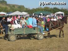 [P01] Mai intai facem un scurt popas la sarbatoarea fiilor satului de la Calimanesti » foto by dorgo
 - 
<span class="allrVoted glyphicon glyphicon-heart hidden" id="av262417"></span>
<a class="m-l-10 hidden" id="sv262417" onclick="voting_Foto_DelVot(,262417,26075)" role="button">șterge vot <span class="glyphicon glyphicon-remove"></span></a>
<a id="v9262417" class=" c-red"  onclick="voting_Foto_SetVot(262417)" role="button"><span class="glyphicon glyphicon-heart-empty"></span> <b>LIKE</b> = Votează poza</a> <img class="hidden"  id="f262417W9" src="/imagini/loader.gif" border="0" /><span class="AjErrMes hidden" id="e262417ErM"></span>