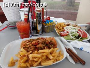 [P04] Farfuriile de la Stella Maris.  » foto by maryka
 - 
<span class="allrVoted glyphicon glyphicon-heart hidden" id="av1141574"></span>
<a class="m-l-10 hidden" id="sv1141574" onclick="voting_Foto_DelVot(,1141574,26093)" role="button">șterge vot <span class="glyphicon glyphicon-remove"></span></a>
<a id="v91141574" class=" c-red"  onclick="voting_Foto_SetVot(1141574)" role="button"><span class="glyphicon glyphicon-heart-empty"></span> <b>LIKE</b> = Votează poza</a> <img class="hidden"  id="f1141574W9" src="/imagini/loader.gif" border="0" /><span class="AjErrMes hidden" id="e1141574ErM"></span>