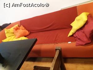 [P24] Canapeaua din Livingul/sala de mese de la parter de langa receptie » foto by vulpe mihaela
 - 
<span class="allrVoted glyphicon glyphicon-heart hidden" id="av1144362"></span>
<a class="m-l-10 hidden" id="sv1144362" onclick="voting_Foto_DelVot(,1144362,26137)" role="button">șterge vot <span class="glyphicon glyphicon-remove"></span></a>
<a id="v91144362" class=" c-red"  onclick="voting_Foto_SetVot(1144362)" role="button"><span class="glyphicon glyphicon-heart-empty"></span> <b>LIKE</b> = Votează poza</a> <img class="hidden"  id="f1144362W9" src="/imagini/loader.gif" border="0" /><span class="AjErrMes hidden" id="e1144362ErM"></span>