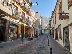 [P04] Calle San Agustin, hotelul nostru în prim pan, pe dreapta » foto by crismis
 - 
<span class="allrVoted glyphicon glyphicon-heart hidden" id="av1147262"></span>
<a class="m-l-10 hidden" id="sv1147262" onclick="voting_Foto_DelVot(,1147262,26169)" role="button">șterge vot <span class="glyphicon glyphicon-remove"></span></a>
<a id="v91147262" class=" c-red"  onclick="voting_Foto_SetVot(1147262)" role="button"><span class="glyphicon glyphicon-heart-empty"></span> <b>LIKE</b> = Votează poza</a> <img class="hidden"  id="f1147262W9" src="/imagini/loader.gif" border="0" /><span class="AjErrMes hidden" id="e1147262ErM"></span>