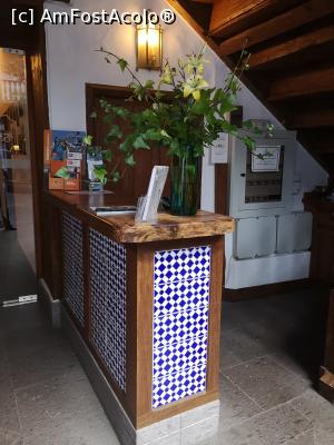 [P06] Micuța recepție a hotelului » foto by crismis
 - 
<span class="allrVoted glyphicon glyphicon-heart hidden" id="av1147264"></span>
<a class="m-l-10 hidden" id="sv1147264" onclick="voting_Foto_DelVot(,1147264,26169)" role="button">șterge vot <span class="glyphicon glyphicon-remove"></span></a>
<a id="v91147264" class=" c-red"  onclick="voting_Foto_SetVot(1147264)" role="button"><span class="glyphicon glyphicon-heart-empty"></span> <b>LIKE</b> = Votează poza</a> <img class="hidden"  id="f1147264W9" src="/imagini/loader.gif" border="0" /><span class="AjErrMes hidden" id="e1147264ErM"></span>