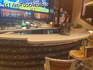 [P10] pe la barul hotelului » foto by robert
 - 
<span class="allrVoted glyphicon glyphicon-heart hidden" id="av1150224"></span>
<a class="m-l-10 hidden" id="sv1150224" onclick="voting_Foto_DelVot(,1150224,26211)" role="button">șterge vot <span class="glyphicon glyphicon-remove"></span></a>
<a id="v91150224" class=" c-red"  onclick="voting_Foto_SetVot(1150224)" role="button"><span class="glyphicon glyphicon-heart-empty"></span> <b>LIKE</b> = Votează poza</a> <img class="hidden"  id="f1150224W9" src="/imagini/loader.gif" border="0" /><span class="AjErrMes hidden" id="e1150224ErM"></span>