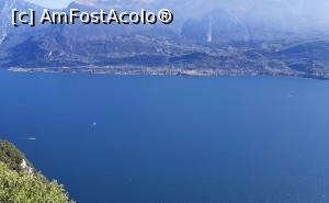 [P13] Lacul Garda văzut de la 418 m altitudine » foto by BOGDAN DSN
 - 
<span class="allrVoted glyphicon glyphicon-heart hidden" id="av1154290"></span>
<a class="m-l-10 hidden" id="sv1154290" onclick="voting_Foto_DelVot(,1154290,26248)" role="button">șterge vot <span class="glyphicon glyphicon-remove"></span></a>
<a id="v91154290" class=" c-red"  onclick="voting_Foto_SetVot(1154290)" role="button"><span class="glyphicon glyphicon-heart-empty"></span> <b>LIKE</b> = Votează poza</a> <img class="hidden"  id="f1154290W9" src="/imagini/loader.gif" border="0" /><span class="AjErrMes hidden" id="e1154290ErM"></span>