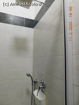 [P15] Cabina de duş » foto by irinad
 - 
<span class="allrVoted glyphicon glyphicon-heart hidden" id="av1157732"></span>
<a class="m-l-10 hidden" id="sv1157732" onclick="voting_Foto_DelVot(,1157732,26273)" role="button">șterge vot <span class="glyphicon glyphicon-remove"></span></a>
<a id="v91157732" class=" c-red"  onclick="voting_Foto_SetVot(1157732)" role="button"><span class="glyphicon glyphicon-heart-empty"></span> <b>LIKE</b> = Votează poza</a> <img class="hidden"  id="f1157732W9" src="/imagini/loader.gif" border="0" /><span class="AjErrMes hidden" id="e1157732ErM"></span>