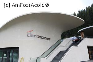 [P43] Val Gardena - stația modernă de pornire spre Dantercepies » foto by doina_c24
 - 
<span class="allrVoted glyphicon glyphicon-heart hidden" id="av1158627"></span>
<a class="m-l-10 hidden" id="sv1158627" onclick="voting_Foto_DelVot(,1158627,26281)" role="button">șterge vot <span class="glyphicon glyphicon-remove"></span></a>
<a id="v91158627" class=" c-red"  onclick="voting_Foto_SetVot(1158627)" role="button"><span class="glyphicon glyphicon-heart-empty"></span> <b>LIKE</b> = Votează poza</a> <img class="hidden"  id="f1158627W9" src="/imagini/loader.gif" border="0" /><span class="AjErrMes hidden" id="e1158627ErM"></span>