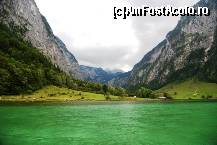 [P06] Königssee - statia capat lac » foto by nicollec
 - 
<span class="allrVoted glyphicon glyphicon-heart hidden" id="av198993"></span>
<a class="m-l-10 hidden" id="sv198993" onclick="voting_Foto_DelVot(,198993,26314)" role="button">șterge vot <span class="glyphicon glyphicon-remove"></span></a>
<a id="v9198993" class=" c-red"  onclick="voting_Foto_SetVot(198993)" role="button"><span class="glyphicon glyphicon-heart-empty"></span> <b>LIKE</b> = Votează poza</a> <img class="hidden"  id="f198993W9" src="/imagini/loader.gif" border="0" /><span class="AjErrMes hidden" id="e198993ErM"></span>