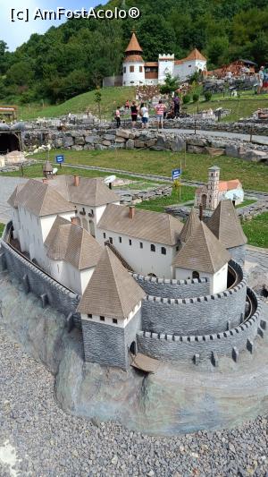 [P15] Cetăți și castele... » foto by tata123 🔱
 - 
<span class="allrVoted glyphicon glyphicon-heart hidden" id="av1385668"></span>
<a class="m-l-10 hidden" id="sv1385668" onclick="voting_Foto_DelVot(,1385668,26478)" role="button">șterge vot <span class="glyphicon glyphicon-remove"></span></a>
<a id="v91385668" class=" c-red"  onclick="voting_Foto_SetVot(1385668)" role="button"><span class="glyphicon glyphicon-heart-empty"></span> <b>LIKE</b> = Votează poza</a> <img class="hidden"  id="f1385668W9" src="/imagini/loader.gif" border="0" /><span class="AjErrMes hidden" id="e1385668ErM"></span>