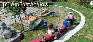 [P08] Mini mocănița din parc. » foto by tata123 🔱
 - 
<span class="allrVoted glyphicon glyphicon-heart hidden" id="av1385661"></span>
<a class="m-l-10 hidden" id="sv1385661" onclick="voting_Foto_DelVot(,1385661,26478)" role="button">șterge vot <span class="glyphicon glyphicon-remove"></span></a>
<a id="v91385661" class=" c-red"  onclick="voting_Foto_SetVot(1385661)" role="button"><span class="glyphicon glyphicon-heart-empty"></span> <b>LIKE</b> = Votează poza</a> <img class="hidden"  id="f1385661W9" src="/imagini/loader.gif" border="0" /><span class="AjErrMes hidden" id="e1385661ErM"></span>