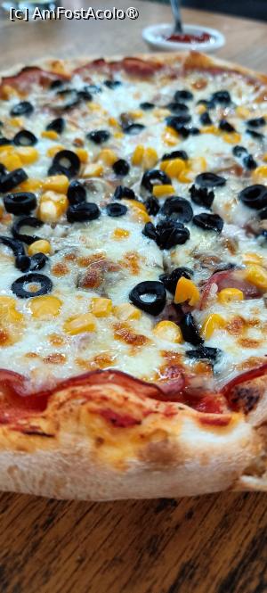 [P12] O pizza delicioasă. » foto by tata123 🔱
 - 
<span class="allrVoted glyphicon glyphicon-heart hidden" id="av1500355"></span>
<a class="m-l-10 hidden" id="sv1500355" onclick="voting_Foto_DelVot(,1500355,26507)" role="button">șterge vot <span class="glyphicon glyphicon-remove"></span></a>
<a id="v91500355" class=" c-red"  onclick="voting_Foto_SetVot(1500355)" role="button"><span class="glyphicon glyphicon-heart-empty"></span> <b>LIKE</b> = Votează poza</a> <img class="hidden"  id="f1500355W9" src="/imagini/loader.gif" border="0" /><span class="AjErrMes hidden" id="e1500355ErM"></span>