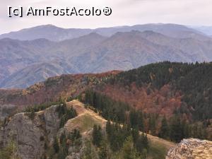 [P23] Munții colorați din jur » foto by Mika
 - 
<span class="allrVoted glyphicon glyphicon-heart hidden" id="av1198863"></span>
<a class="m-l-10 hidden" id="sv1198863" onclick="voting_Foto_DelVot(,1198863,26627)" role="button">șterge vot <span class="glyphicon glyphicon-remove"></span></a>
<a id="v91198863" class=" c-red"  onclick="voting_Foto_SetVot(1198863)" role="button"><span class="glyphicon glyphicon-heart-empty"></span> <b>LIKE</b> = Votează poza</a> <img class="hidden"  id="f1198863W9" src="/imagini/loader.gif" border="0" /><span class="AjErrMes hidden" id="e1198863ErM"></span>