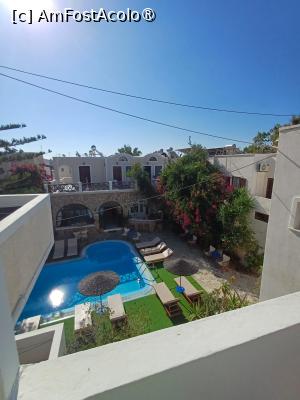 [P18] priveliste din balcon catre piscina vecinilor » foto by ioana74
 - 
<span class="allrVoted glyphicon glyphicon-heart hidden" id="av1545214"></span>
<a class="m-l-10 hidden" id="sv1545214" onclick="voting_Foto_DelVot(,1545214,26641)" role="button">șterge vot <span class="glyphicon glyphicon-remove"></span></a>
<a id="v91545214" class=" c-red"  onclick="voting_Foto_SetVot(1545214)" role="button"><span class="glyphicon glyphicon-heart-empty"></span> <b>LIKE</b> = Votează poza</a> <img class="hidden"  id="f1545214W9" src="/imagini/loader.gif" border="0" /><span class="AjErrMes hidden" id="e1545214ErM"></span>